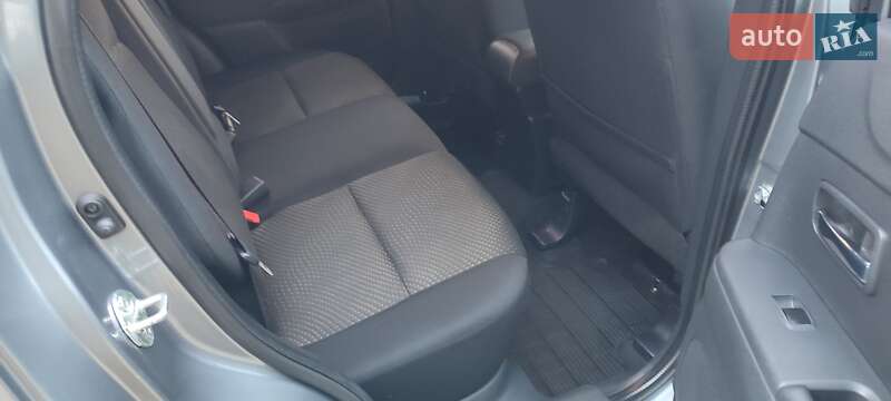 Внедорожник / Кроссовер Mitsubishi ASX 2015 в Луцке