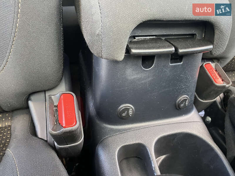 Внедорожник / Кроссовер Mitsubishi ASX 2014 в Калуше