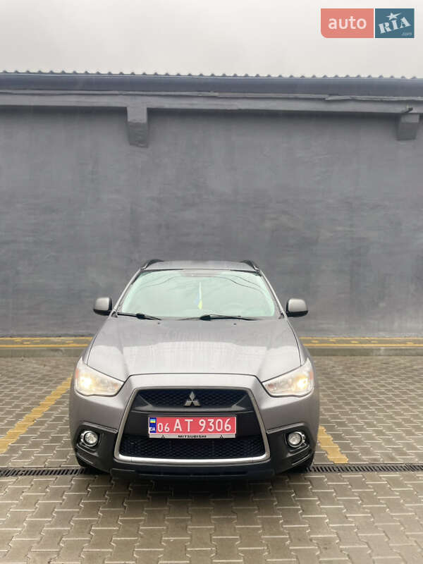 Внедорожник / Кроссовер Mitsubishi ASX 2015 в Житомире