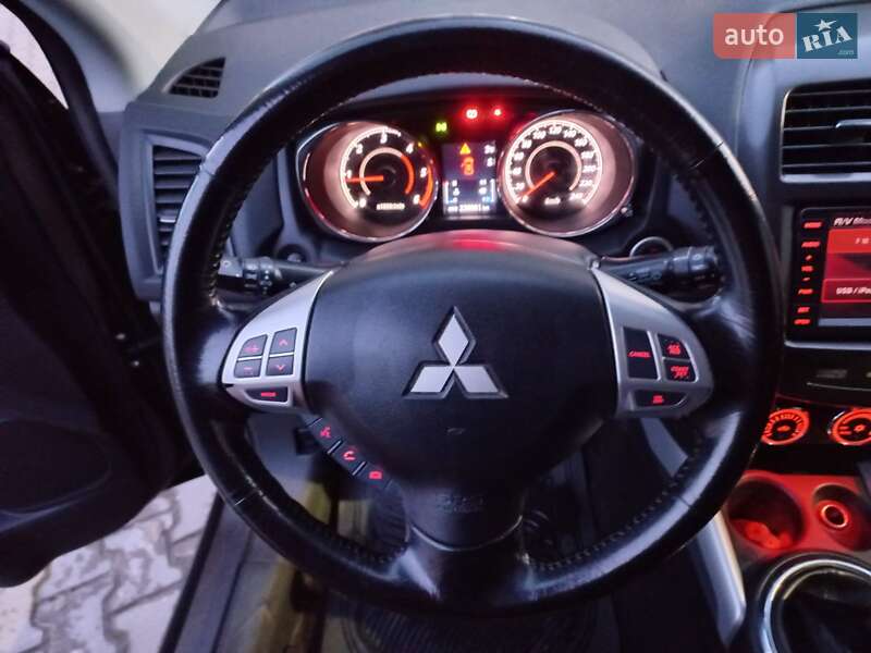 Внедорожник / Кроссовер Mitsubishi ASX 2012 в Тернополе