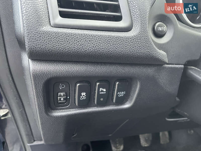 Внедорожник / Кроссовер Mitsubishi ASX 2011 в Меденичах