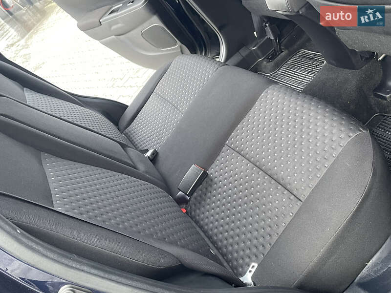 Внедорожник / Кроссовер Mitsubishi ASX 2011 в Меденичах