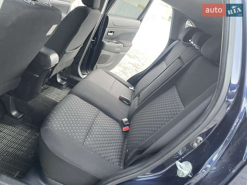 Внедорожник / Кроссовер Mitsubishi ASX 2011 в Меденичах