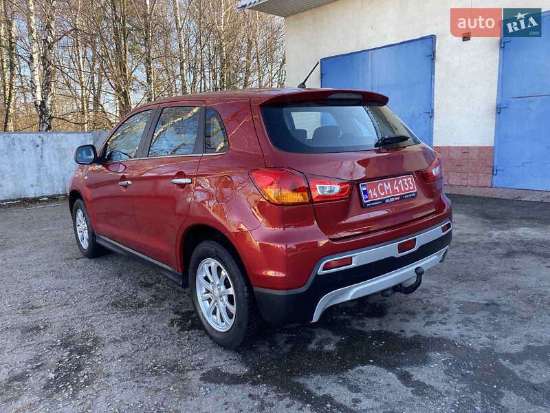 Позашляховик / Кросовер Mitsubishi ASX 2010 в Калуші