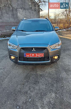 Внедорожник / Кроссовер Mitsubishi ASX 2012 в Калуше
