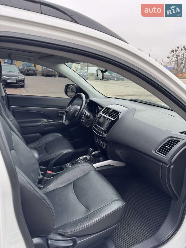 Внедорожник / Кроссовер Mitsubishi ASX 2013 в Полтаве