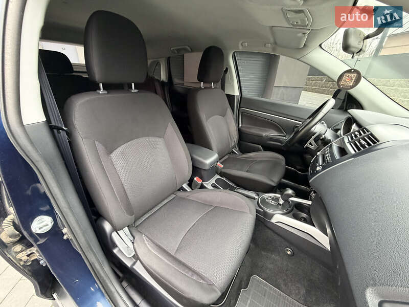 Позашляховик / Кросовер Mitsubishi ASX 2010 в Івано-Франківську