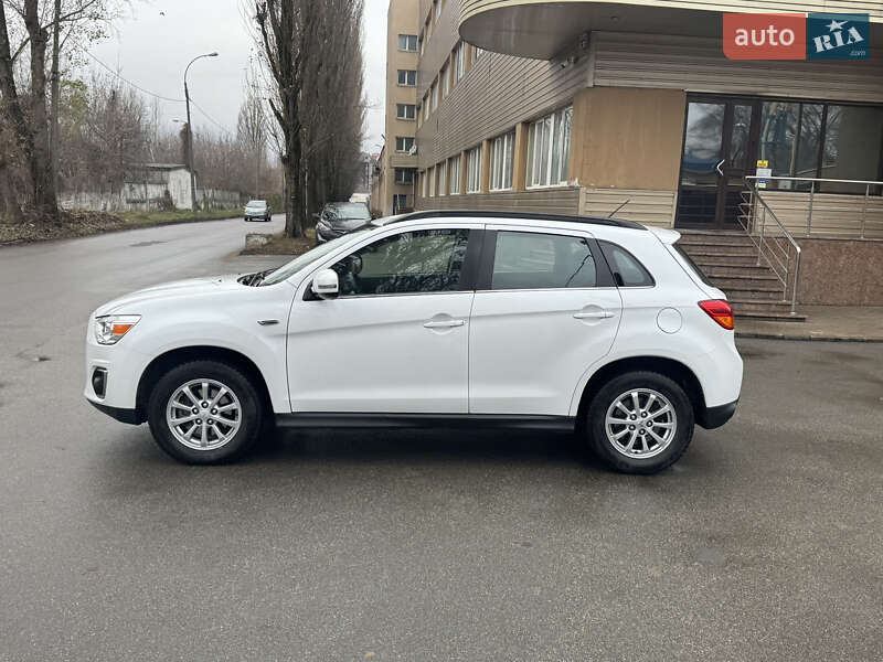 Позашляховик / Кросовер Mitsubishi ASX 2013 в Києві