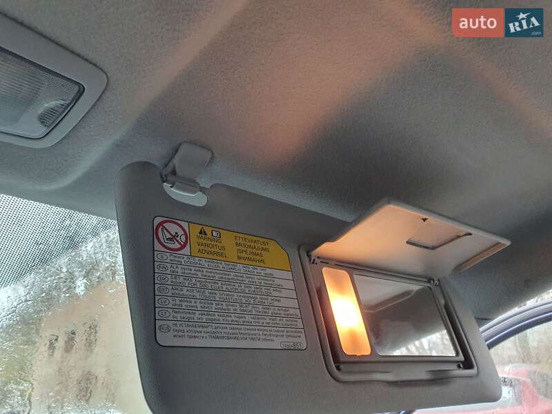 Позашляховик / Кросовер Mitsubishi ASX 2012 в Києві