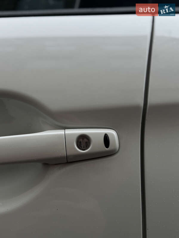 Внедорожник / Кроссовер Mitsubishi ASX 2011 в Броварах