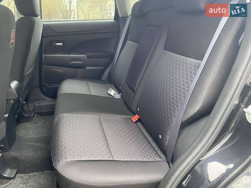 Позашляховик / Кросовер Mitsubishi ASX 2012 в Миколаєві фото 26 Позашляховик / Кросовер Mitsubishi ASX 2012 в Миколаєві