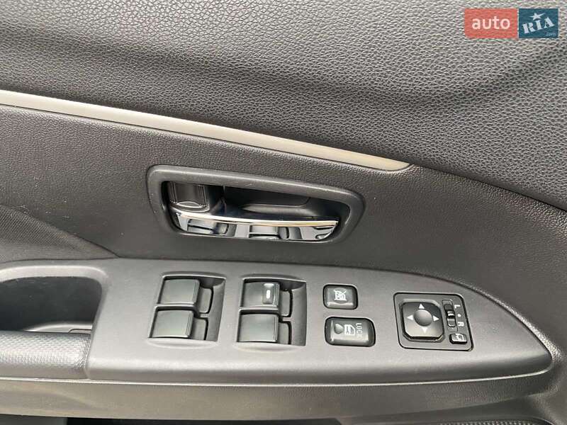 Позашляховик / Кросовер Mitsubishi ASX 2012 в Миколаєві фото 35 Позашляховик / Кросовер Mitsubishi ASX 2012 в Миколаєві