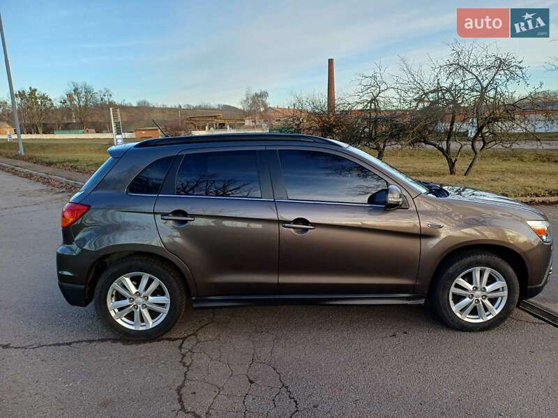 Внедорожник / Кроссовер Mitsubishi ASX 2010 в Ромнах фото 8 Внедорожник / Кроссовер Mitsubishi ASX 2010 в Ромнах