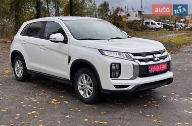 Позашляховик / Кросовер Mitsubishi ASX 2021 в Полтаві