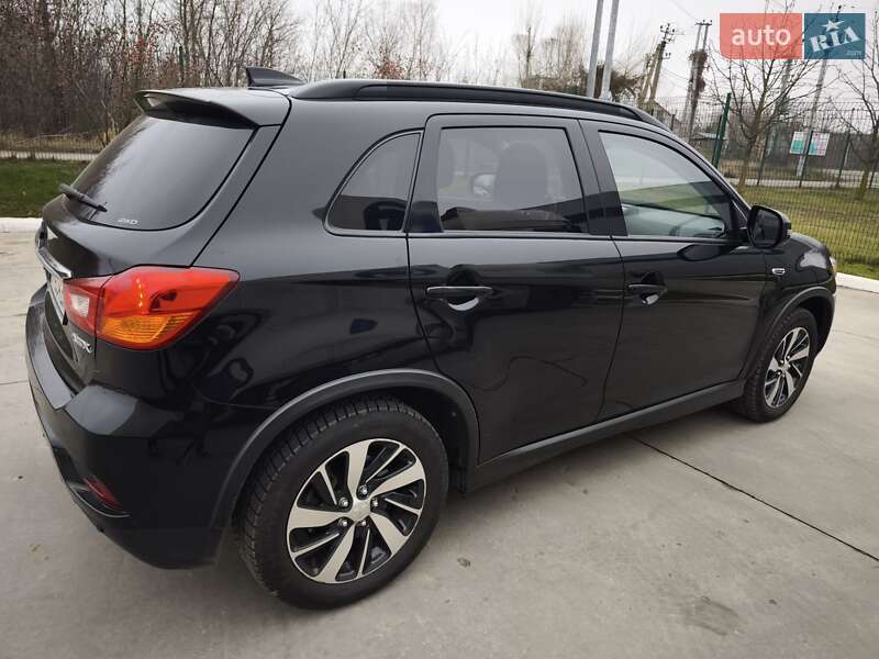 Позашляховик / Кросовер Mitsubishi ASX 2018 в Києві фото 12 Позашляховик / Кросовер Mitsubishi ASX 2018 в Києві