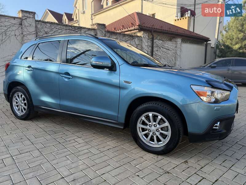 Позашляховик / Кросовер Mitsubishi ASX 2011 в Одесі