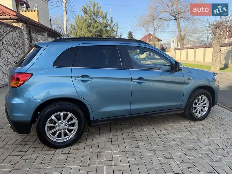 Позашляховик / Кросовер Mitsubishi ASX 2011 в Одесі