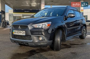 Позашляховик / Кросовер Mitsubishi ASX 2011 в Києві