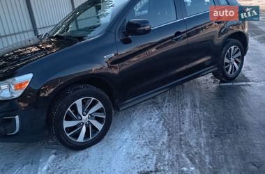 Позашляховик / Кросовер Mitsubishi ASX 2015 в Луцьку