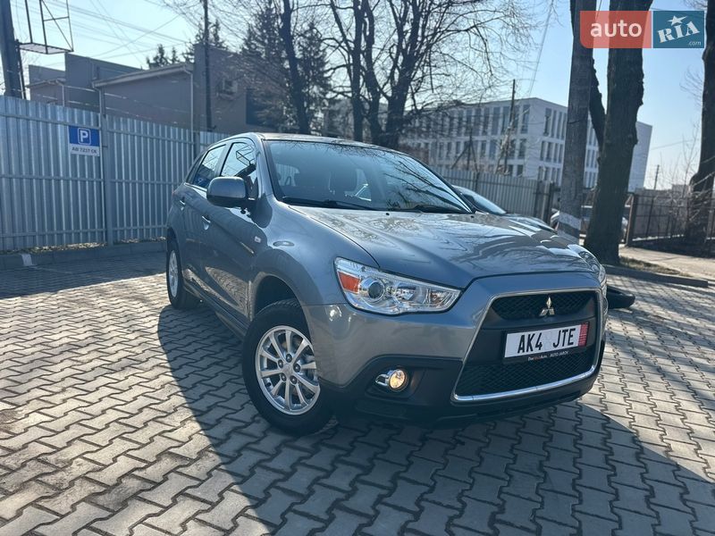 Mitsubishi ASX 2011