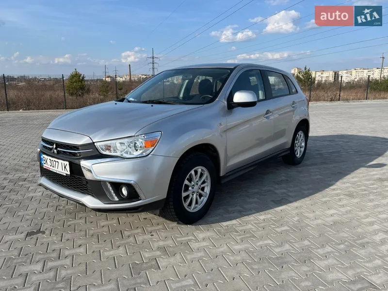 Mitsubishi ASX 2018 VIN JMBXNGA1WJU002757 фото оголошення 2 з 47