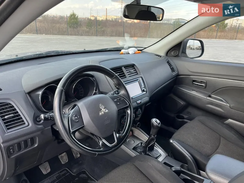 Mitsubishi ASX 2018 VIN JMBXNGA1WJU002757 фото оголошення 10 з 47