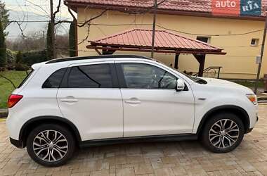 Внедорожник / Кроссовер Mitsubishi ASX 2015 в Ужгороде