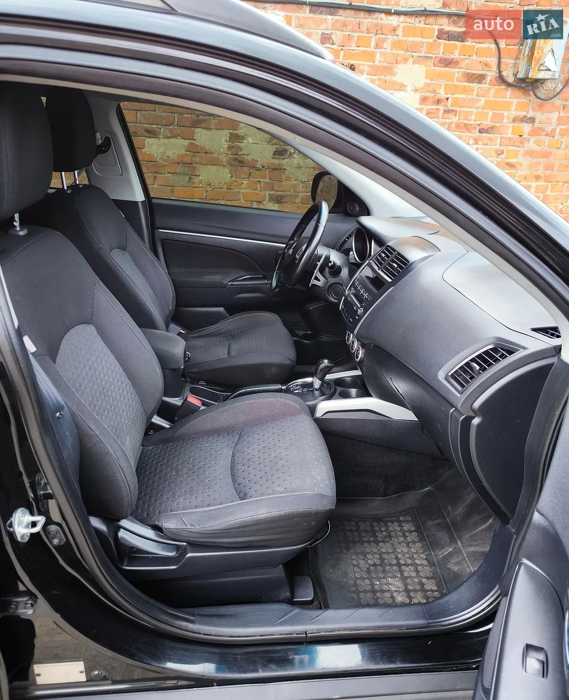 2011 Mitsubishi ASX - мініатюра 2