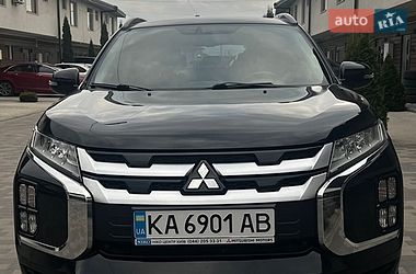 Внедорожник / Кроссовер Mitsubishi ASX 2019 в Киеве