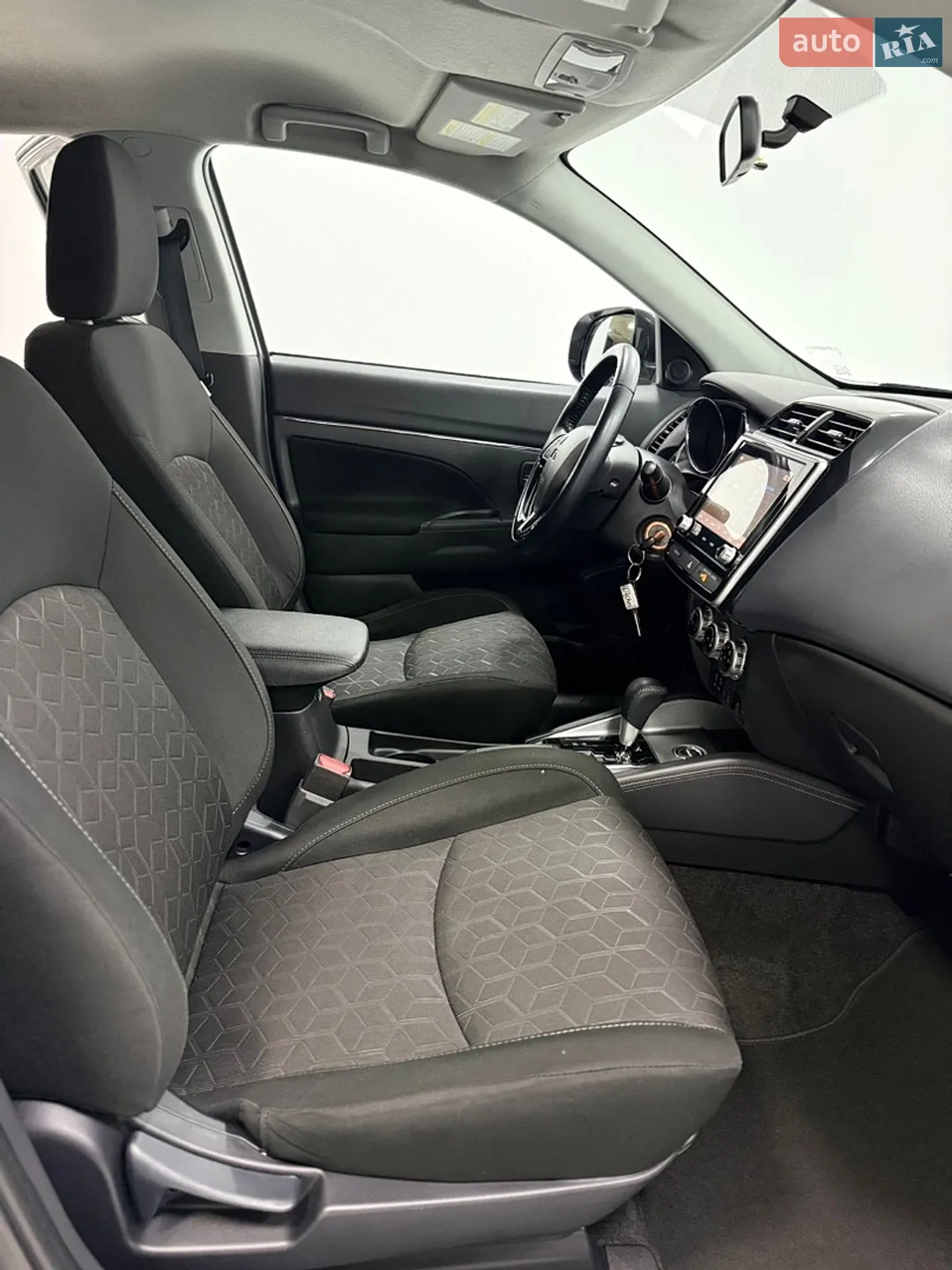 2021 Mitsubishi ASX - мініатюра 22