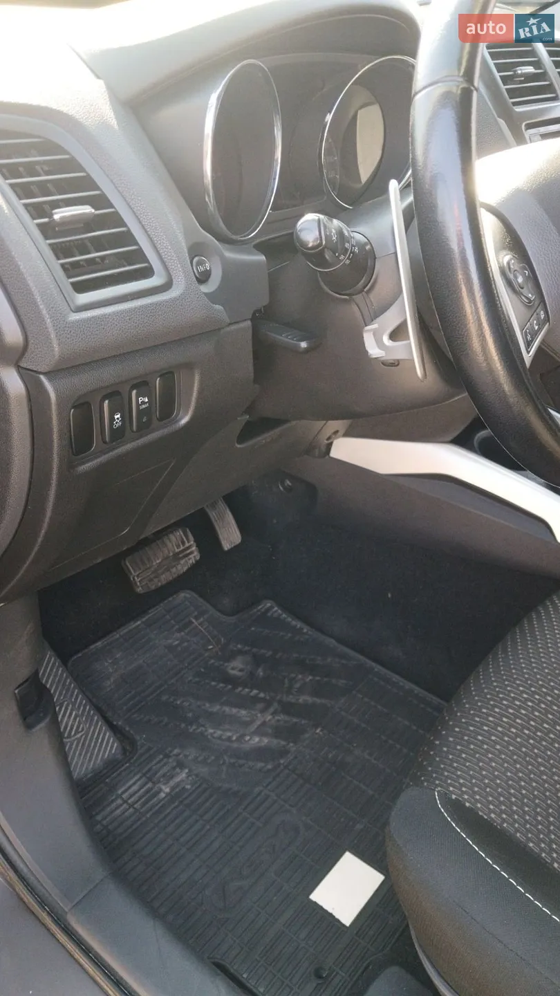 2014 Mitsubishi ASX - мініатюра 9