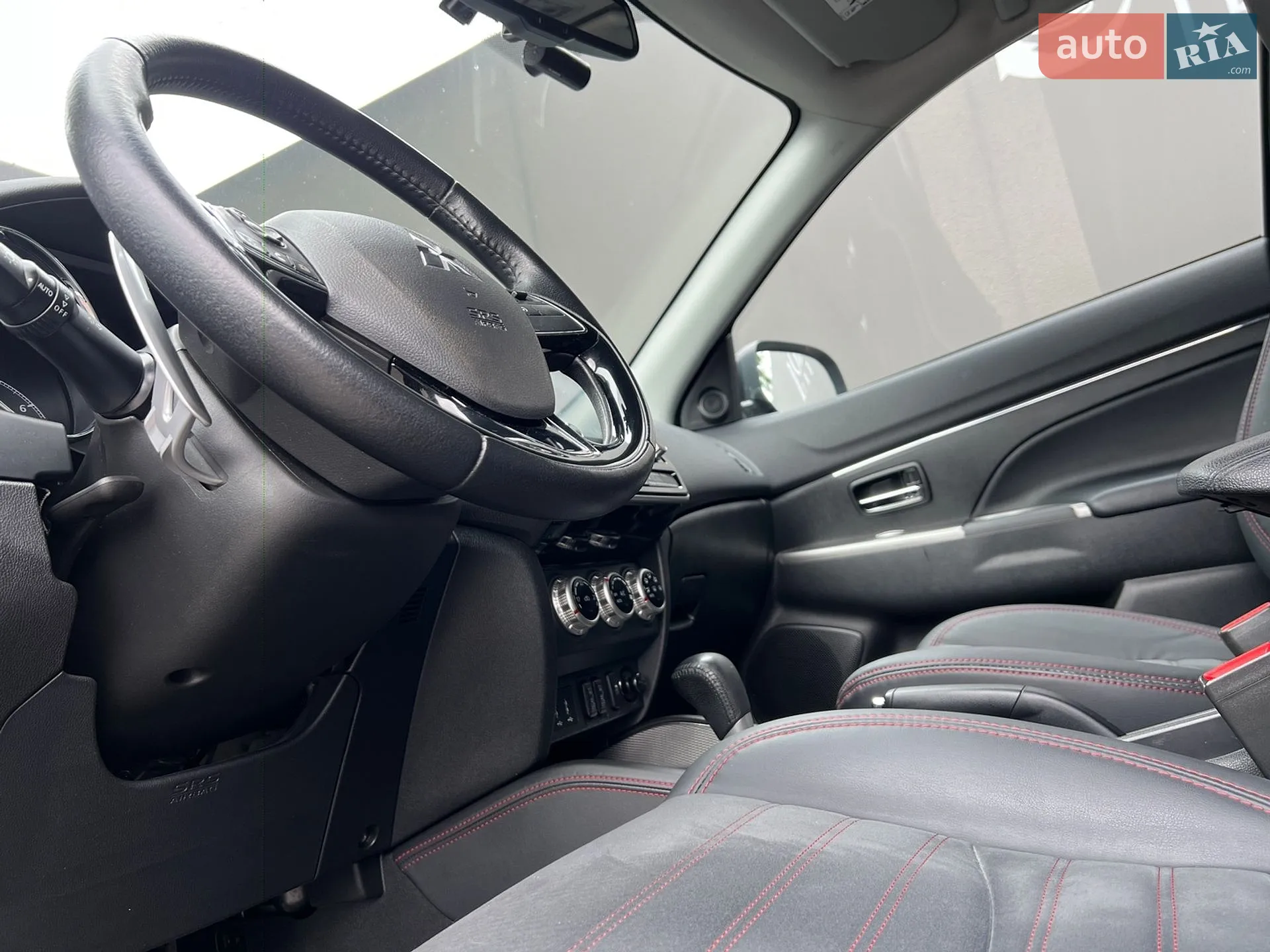 2019 Mitsubishi ASX - мініатюра 19