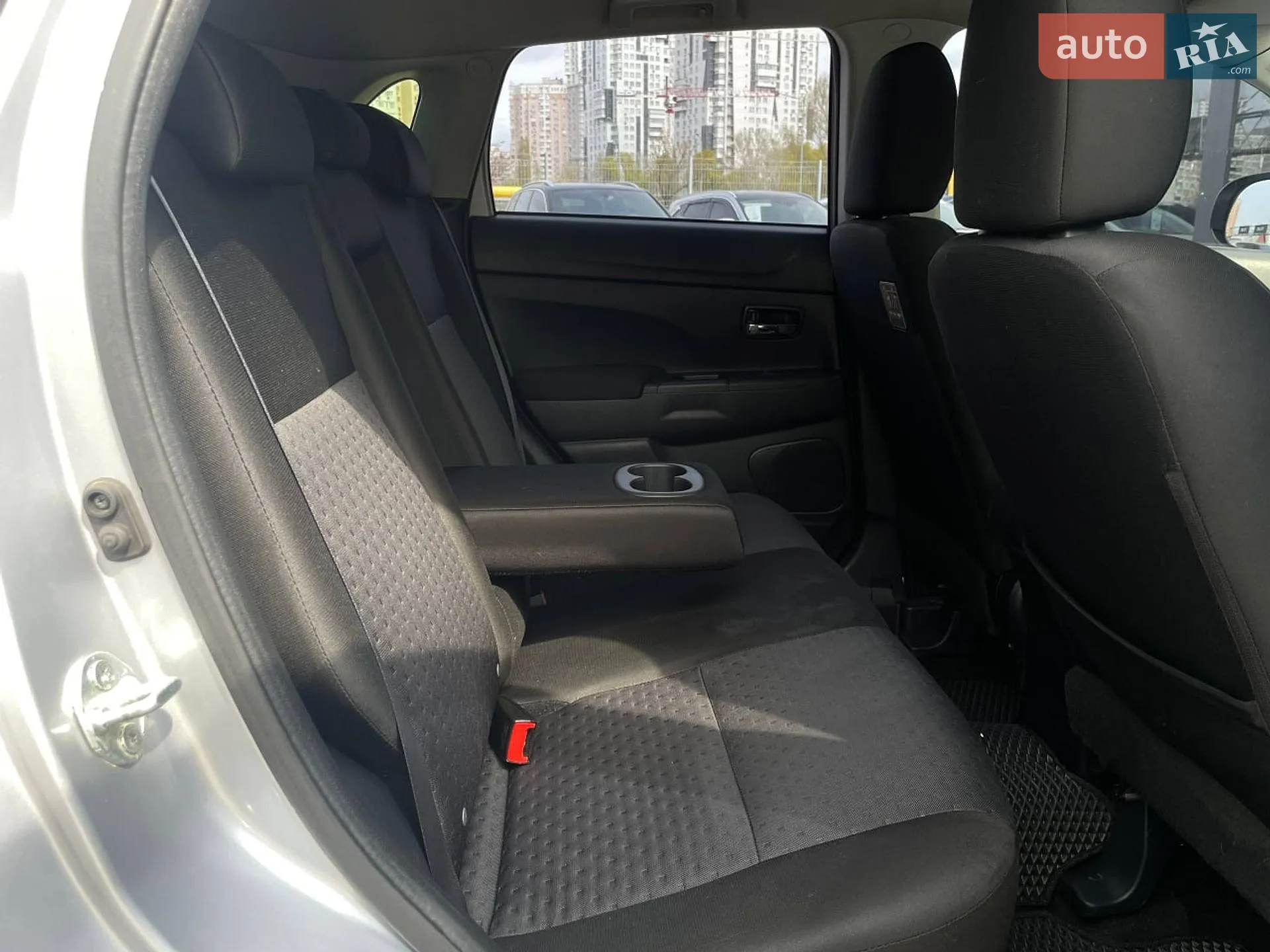 2011 Mitsubishi ASX - мініатюра 11