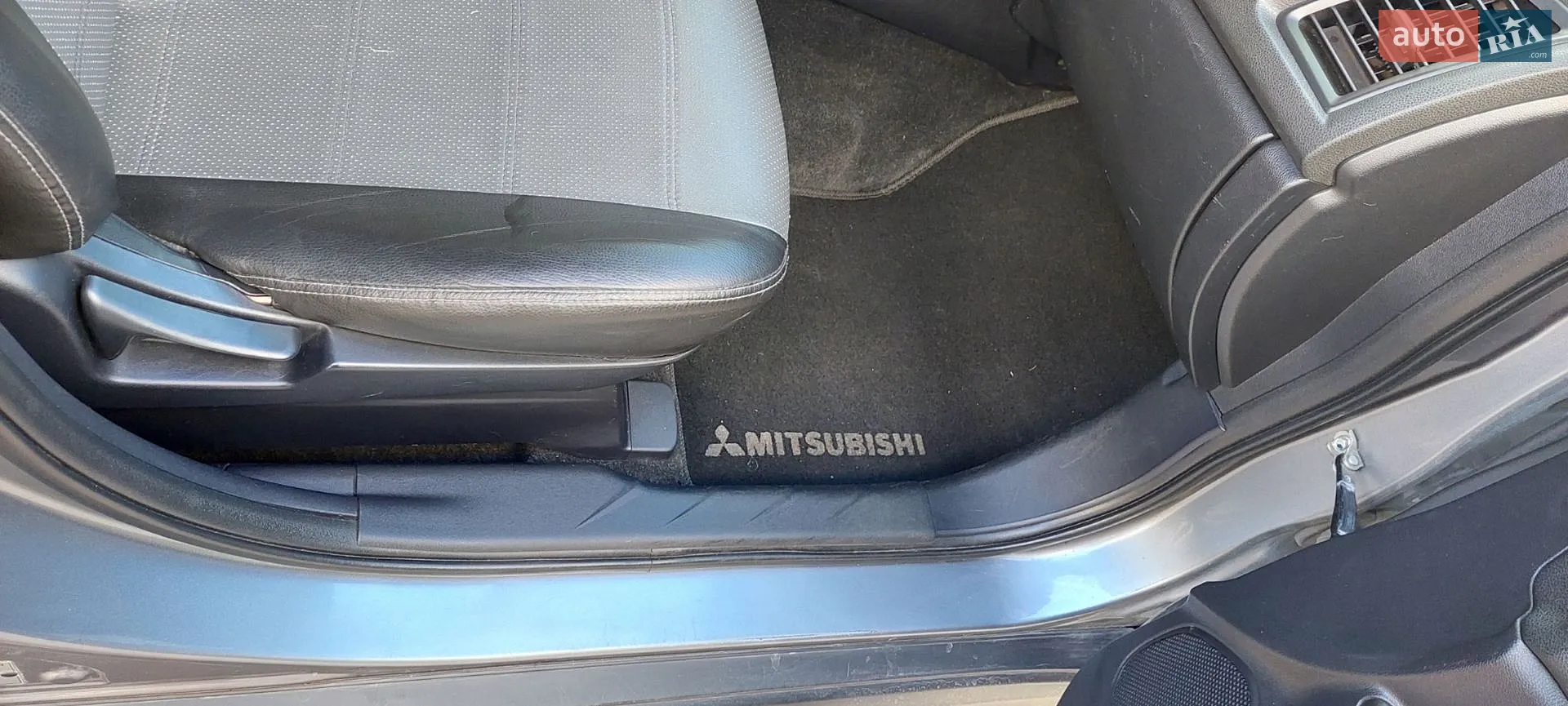2011 Mitsubishi ASX - мініатюра 6