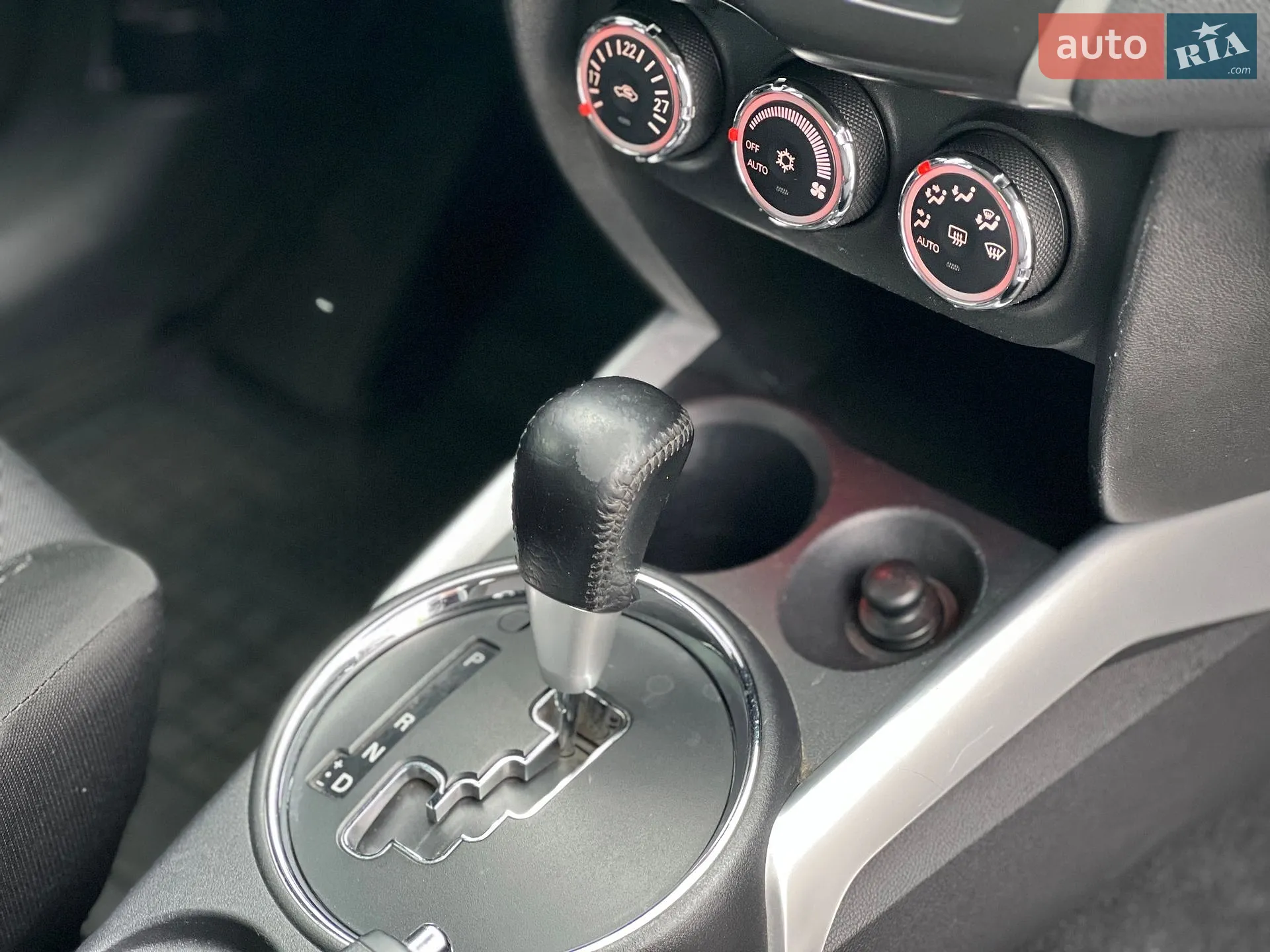 2012 Mitsubishi ASX - мініатюра 44