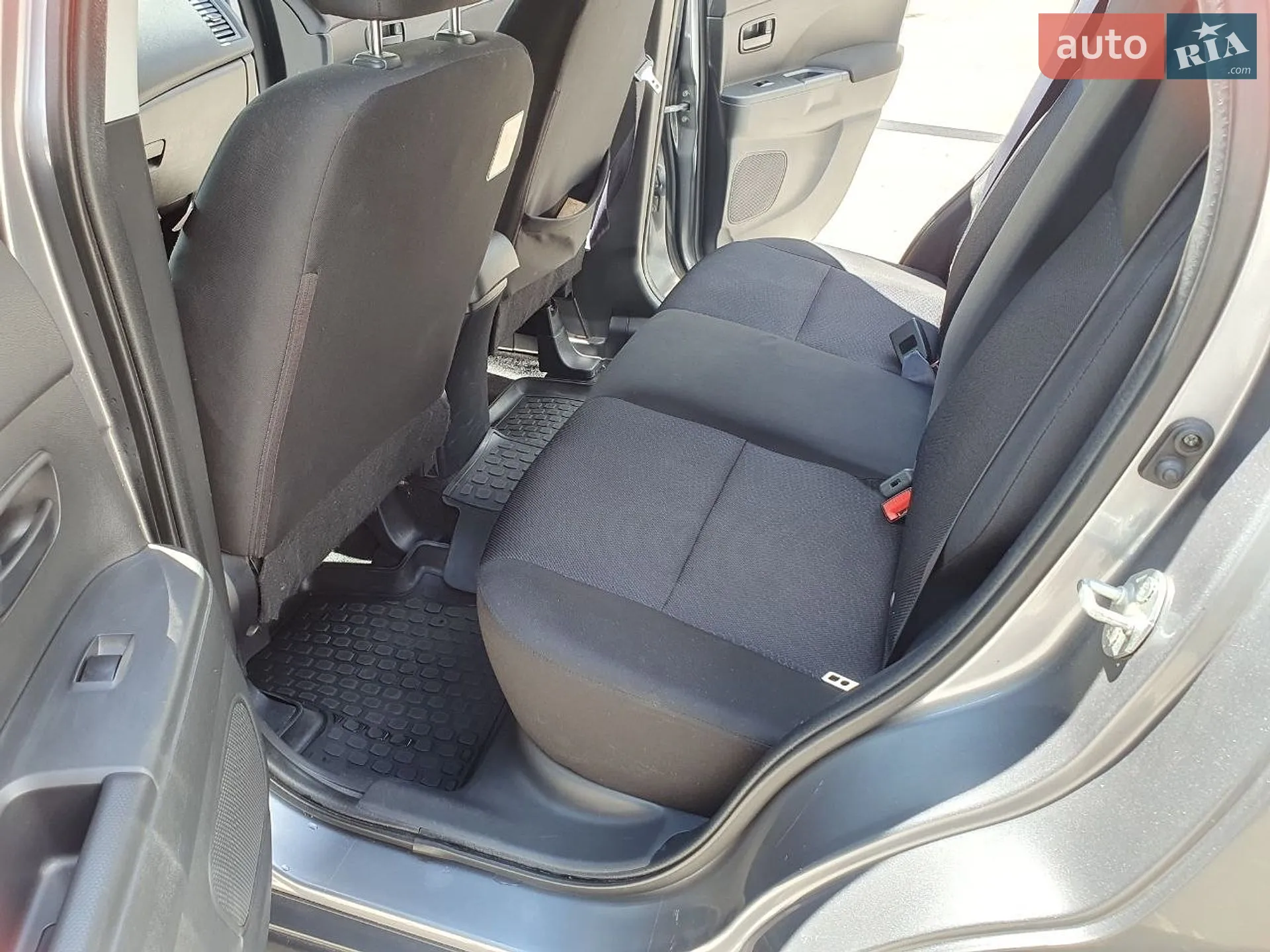2012 Mitsubishi ASX - мініатюра 19