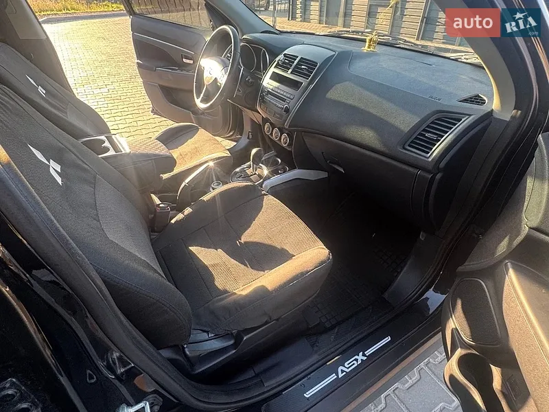 Mitsubishi ASX 2011 VIN JMBXTGA2WBZ002563 фото оголошення 24 з 78