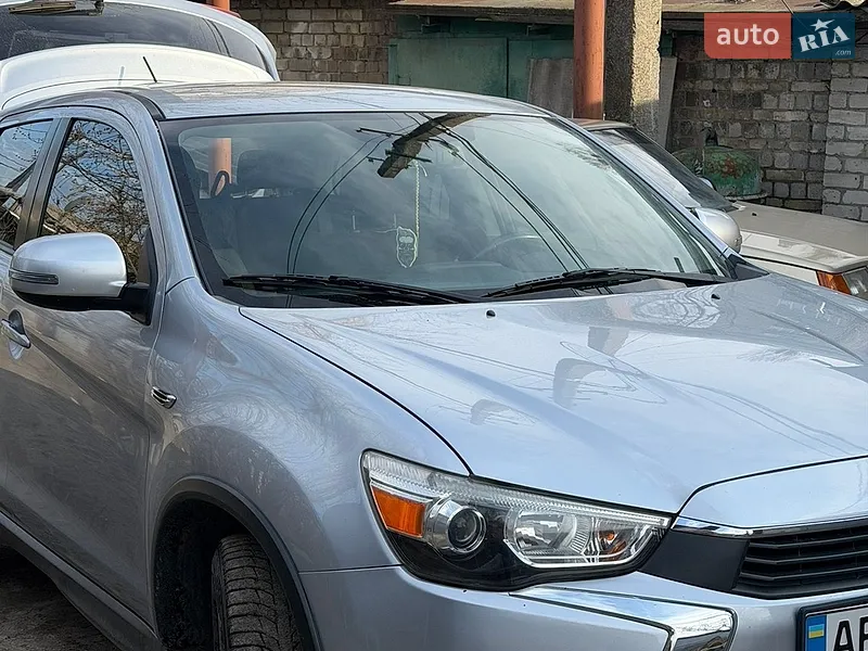 Mitsubishi ASX