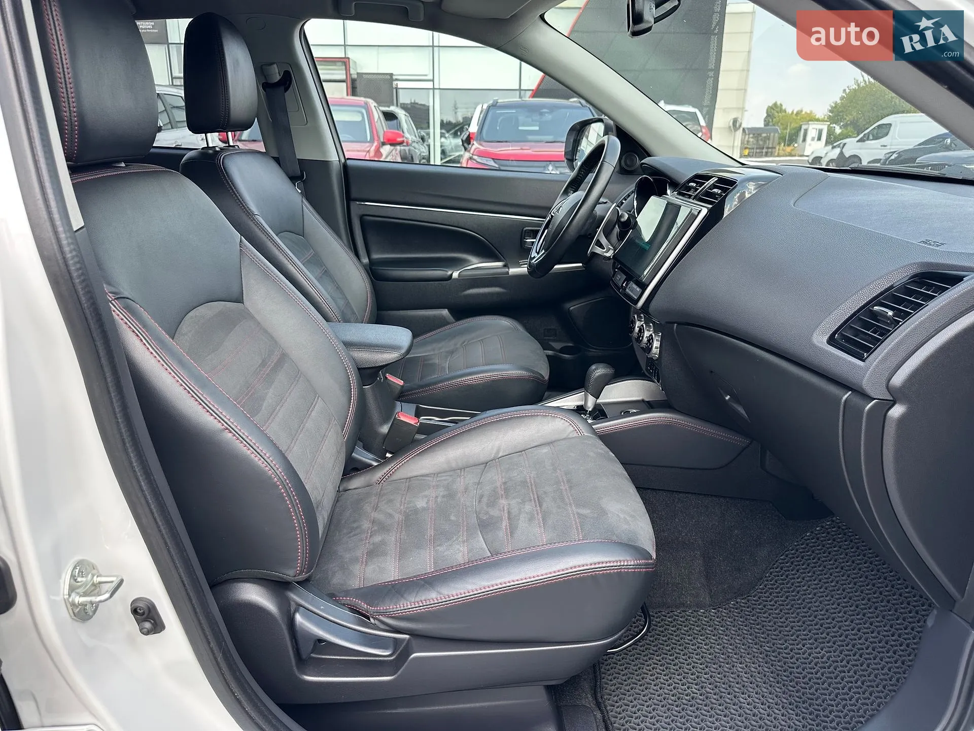 2020 Mitsubishi ASX - мініатюра 27
