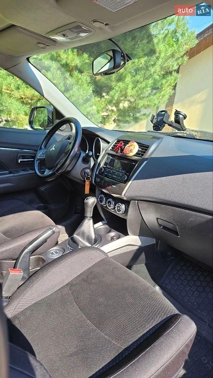 2013 Mitsubishi ASX - мініатюра 16