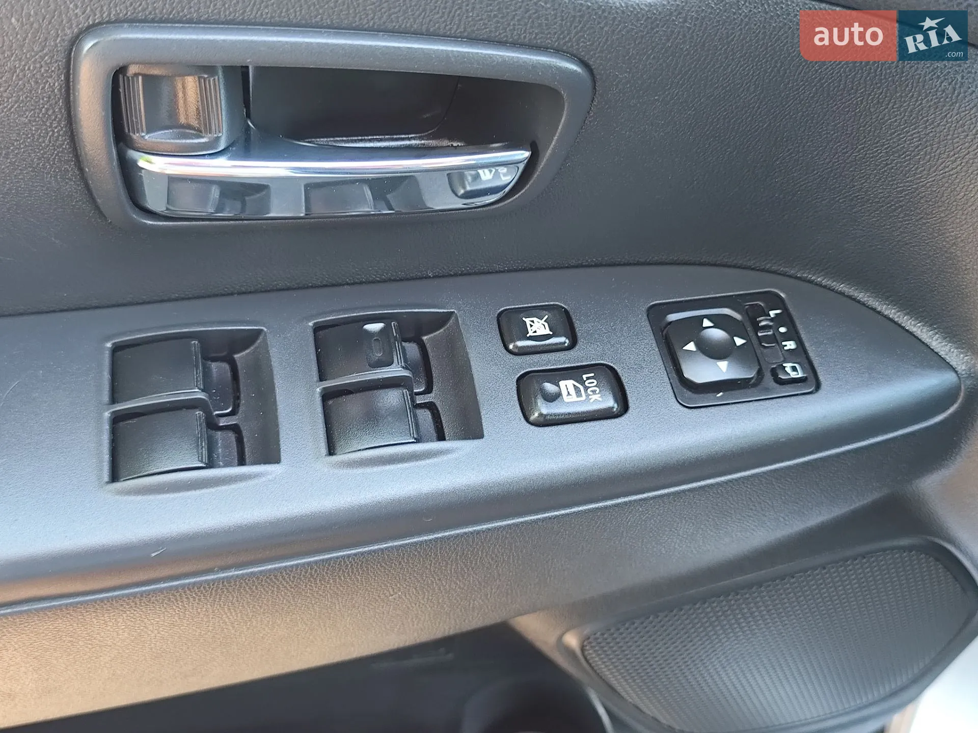 2018 Mitsubishi ASX - мініатюра 36