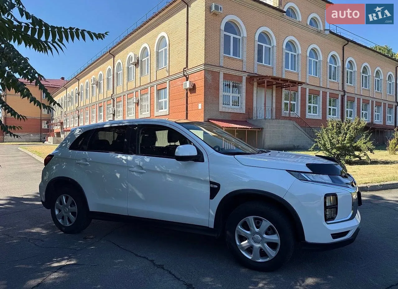 2019 Mitsubishi ASX - мініатюра 8
