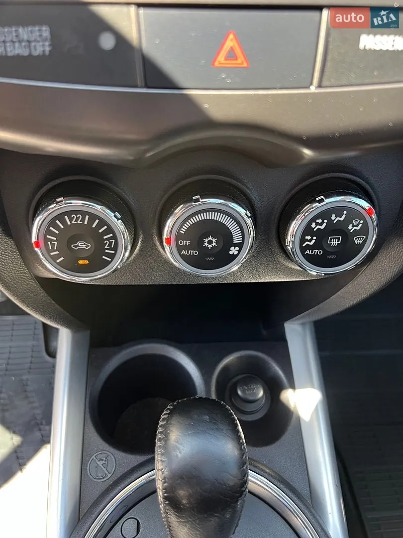 2011 Mitsubishi ASX - мініатюра 27