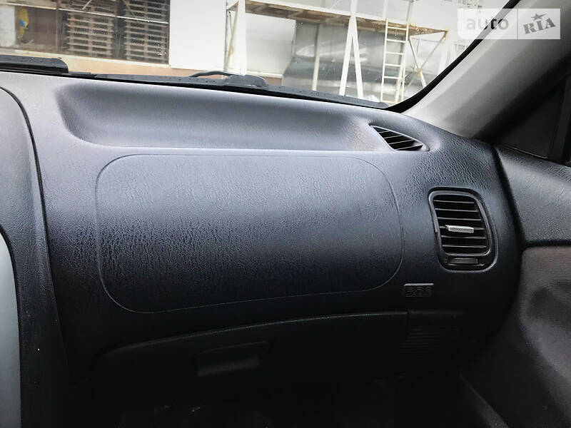 Седан Mitsubishi Carisma 2003 в Миколаєві фото 3 Седан Mitsubishi Carisma 2003 в Миколаєві