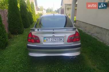 Хэтчбек Mitsubishi Carisma 2000 в 