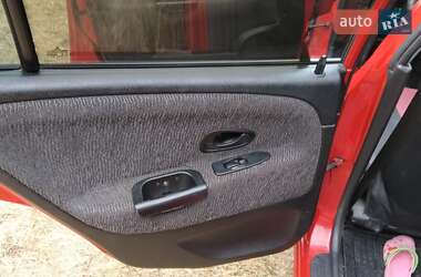 Хетчбек Mitsubishi Carisma 1999 в Гайсину