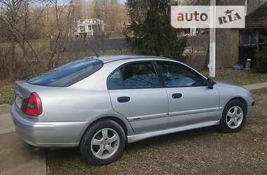 Седан Mitsubishi Carisma 2000 в Ивано-Франковске