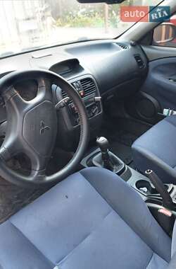 Седан Mitsubishi Carisma 2003 в 