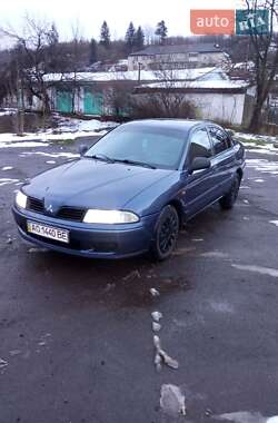 Ліфтбек Mitsubishi Carisma 2002 в Міжгір'ї