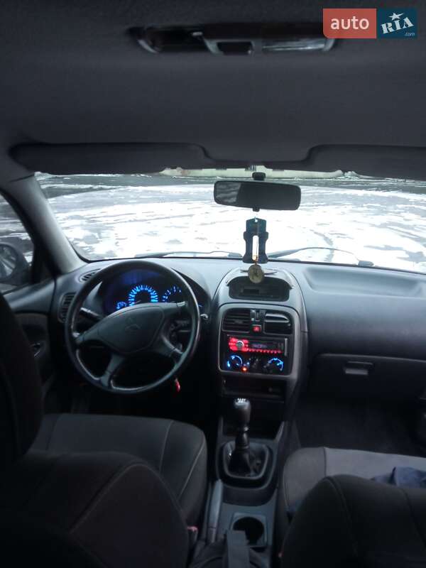 Лифтбек Mitsubishi Carisma 2002 в Межгорье